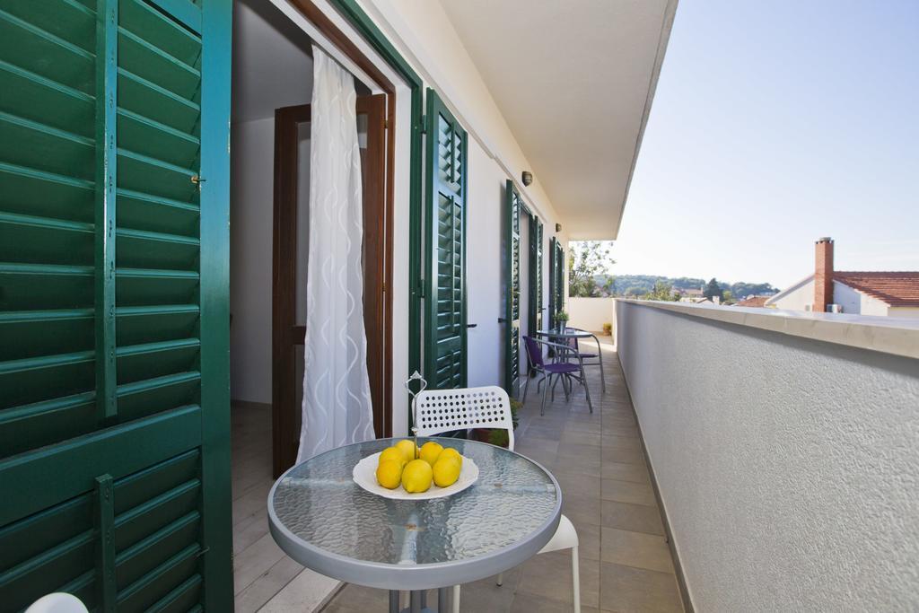 Guest House Kovacevic Hvar Town Exterior photo